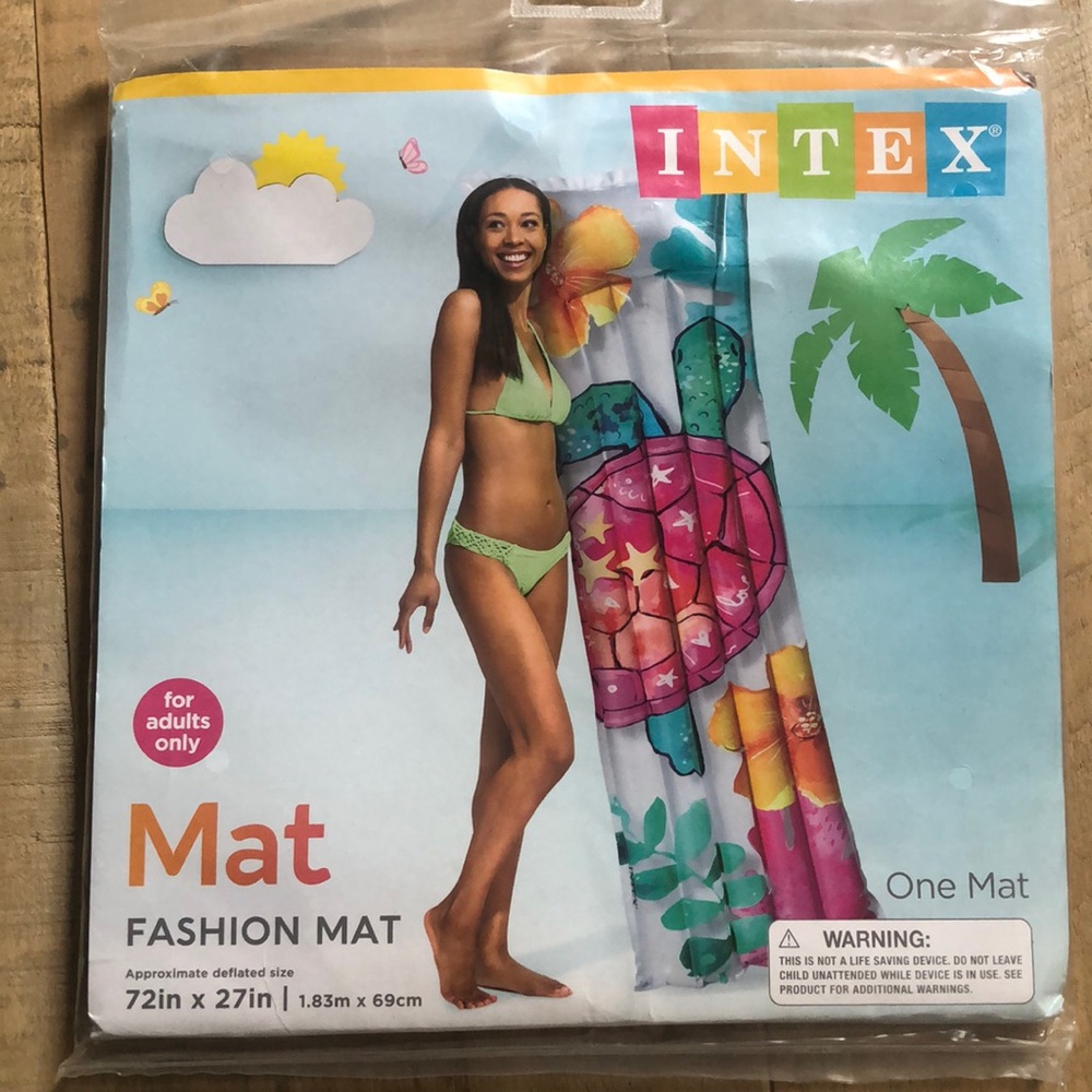 Pool Float Intex Lounge Inflatable 🌊 Sea Turtle 🌺 Fashion Mat Swimming Pool NWT